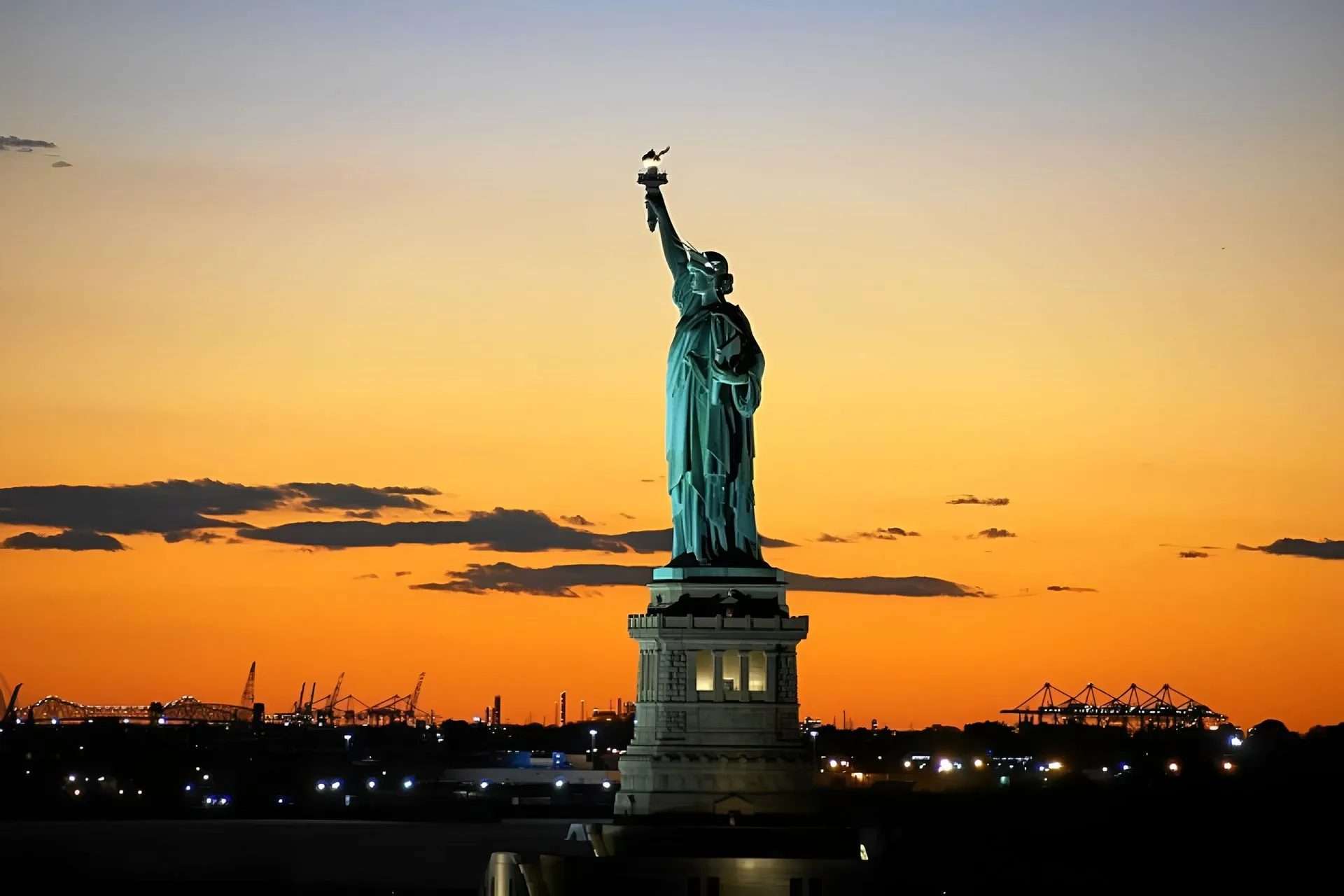 New York — attractions & tours